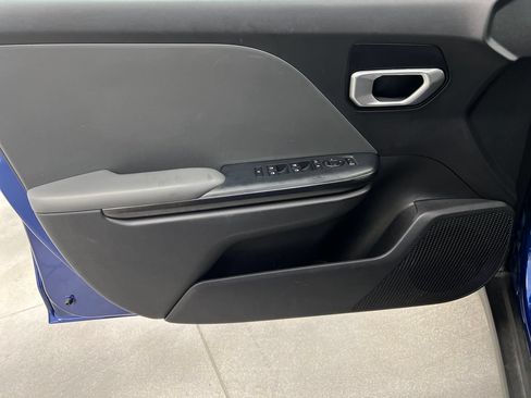 Used 2025 Kia K4 FWD image 14