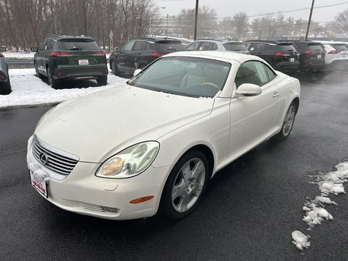 Used 2005 Lexus SC 430 Convertible image 2