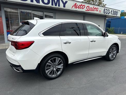 Used 2017 Acura MDX SH-AWD w/ Technology Package image 3