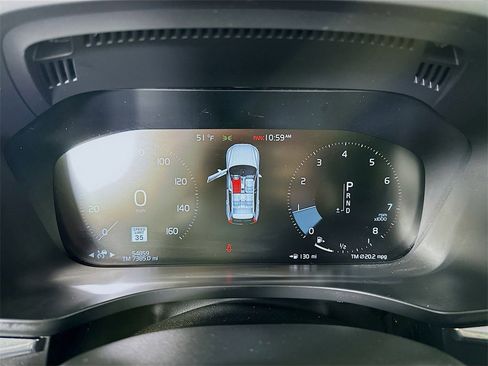 Used 2020 Volvo XC60 T5 Inscription w/ Protection Package Premier image 12