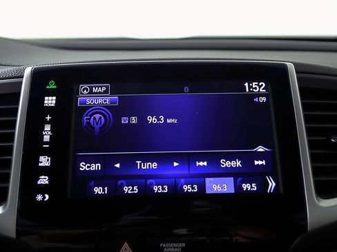 Used 2016 Honda Pilot EX-L image 29