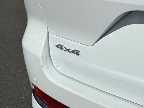 New 2025 Jeep Grand Cherokee Overland w/ Adv Protech Group III image 22