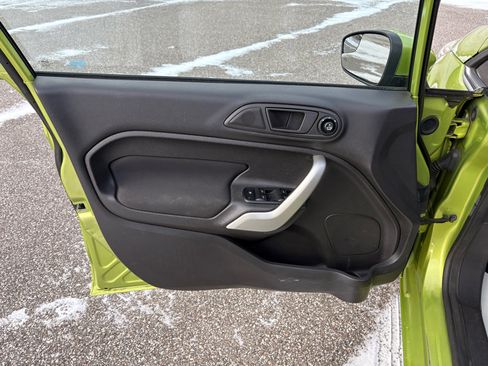 Used 2011 Ford Fiesta SES w/ 301A Rapid Spec Order Code image 10