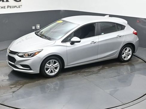 Used 2017 Chevrolet Cruze LT w/ Convenience Package FWD image 43