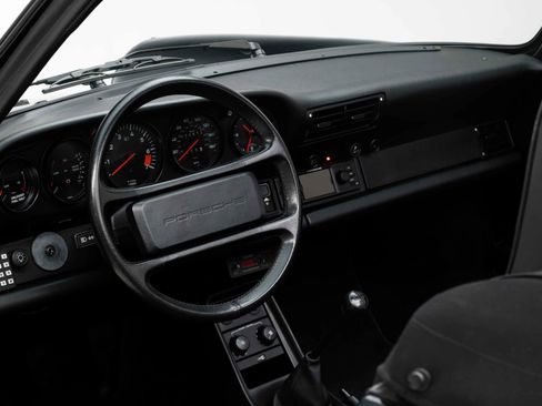 Used 1987 Porsche 911 Carrera RWD image 2