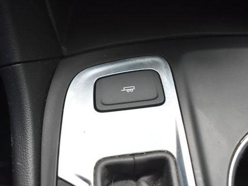 Used 2018 Chevrolet Equinox LT FWD image 31
