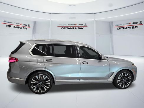 Used 2024 BMW X7 xDrive40i w/ Executive Package AWD/4WD image 7