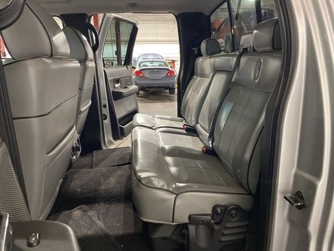 Used 2008 Lincoln Mark LT 4x4 image 13