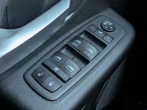Used 2023 RAM 1500 Big Horn AWD/4WD image 24