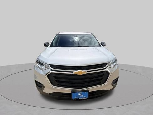 Used 2020 Chevrolet Traverse LS FWD image 9
