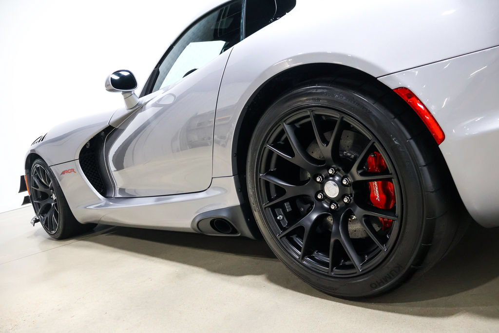 Used 2017 Dodge Viper ACR w/ Extreme Aero Package RWD image 20