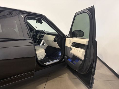 Used 2021 Land Rover Range Rover P525 Westminster Edition LWB AWD/4WD image 47