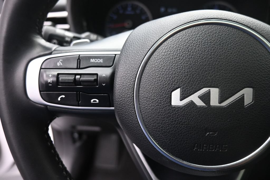 Used 2023 Kia K5 GT FWD image 15