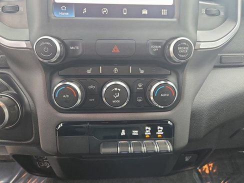 Used 2022 RAM 1500 Big Horn image 24