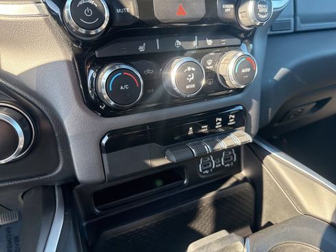 Certified 2022 RAM 1500 Big Horn image 16