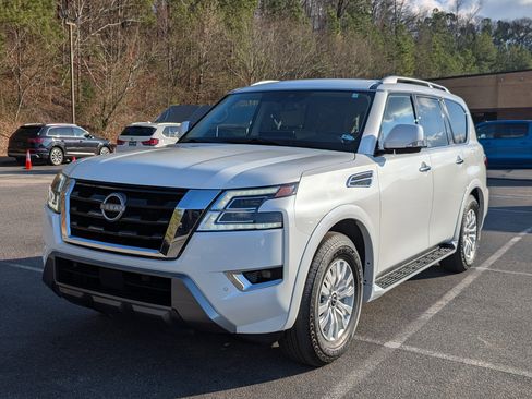 Used 2024 Nissan Armada SV w/ Cargo Package image 5