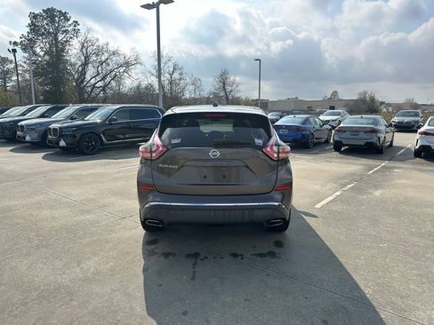 Used 2016 Nissan Murano S image 4