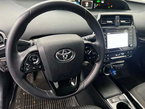 Used 2021 Toyota Prius Prime LE image 17