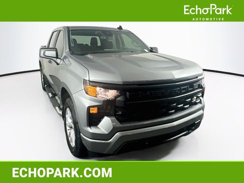 Used 2025 Chevrolet Silverado 1500 Custom RWD image 1