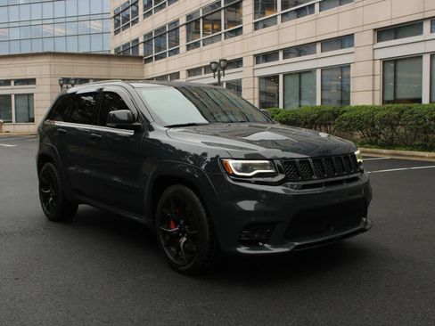 Used 2018 Jeep Grand Cherokee SRT AWD/4WD image 1