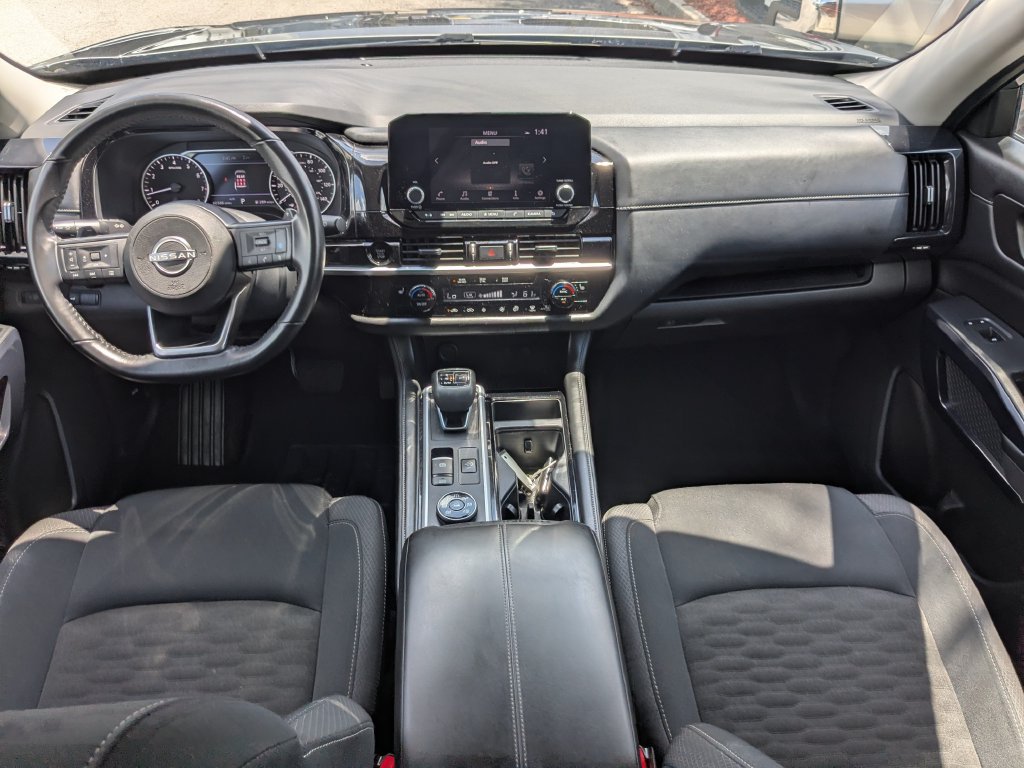 Used 2025 Nissan Pathfinder SV AWD/4WD image 22