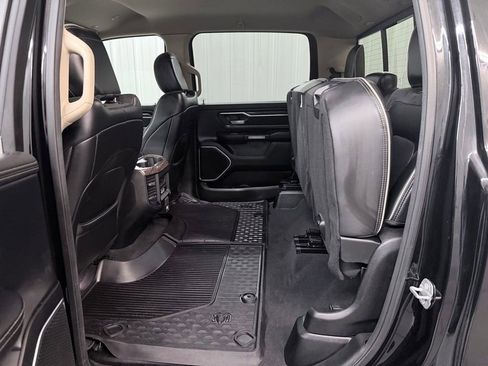 Used 2019 RAM 1500 Laramie AWD/4WD image 31