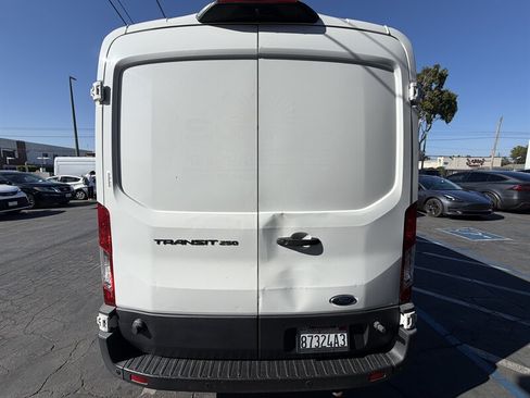 Used 2020 Ford Transit 250 Medium Roof w/ Load Area Protection Package RWD image 5