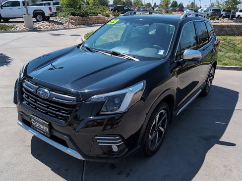Used 2023 Subaru Forester Touring AWD/4WD image 3