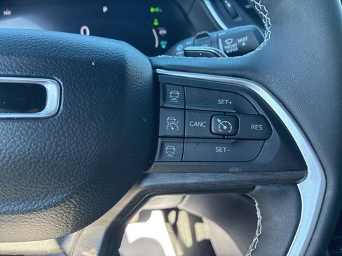 Used 2024 Jeep Grand Cherokee Limited 4xe image 28