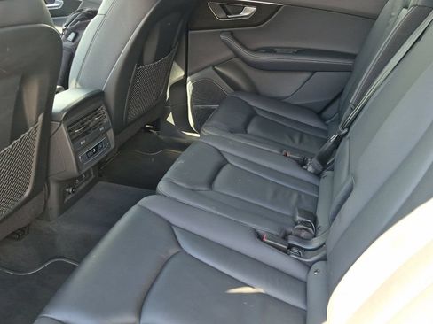 Used 2025 Audi Q7 3.0T Premium Plus AWD/4WD image 12