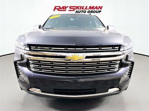Used 2022 Chevrolet Suburban Premier image 2