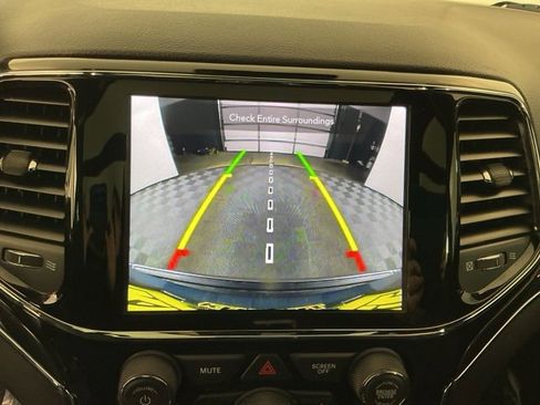 Used 2020 Jeep Grand Cherokee Trailhawk w/ Trailhawk Luxury Group image 20