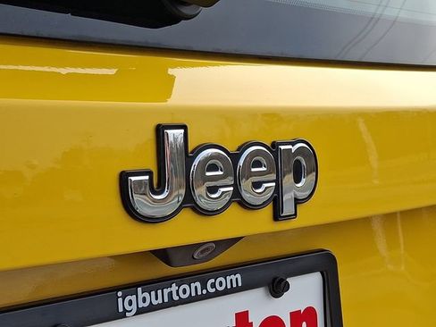 Used 2018 Jeep Renegade Sport w/ Power & Air Group image 31