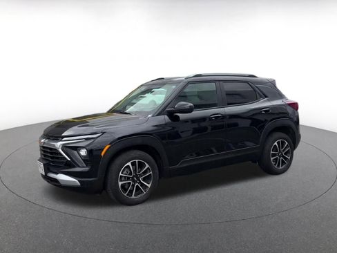 Used 2025 Chevrolet TrailBlazer LT image 8