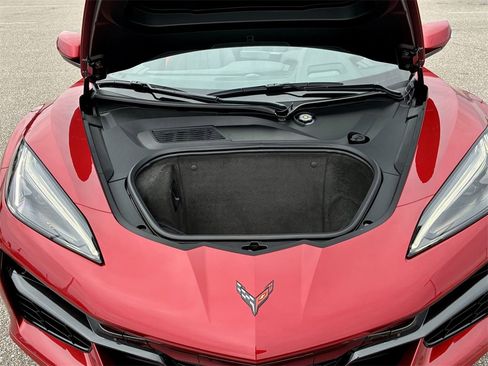 Used 2024 Chevrolet Corvette Z06 image 9