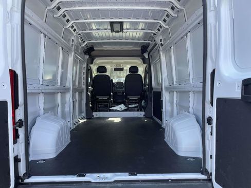 New 2026 RAM ProMaster 2500 w/ Convenience Group FWD image 37