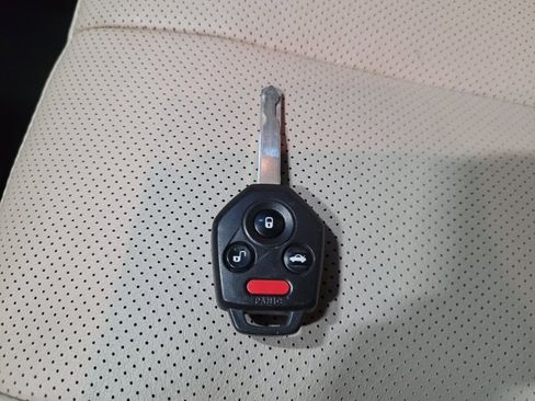 Used 2014 Subaru Outback 2.5i Limited w/ Moonroof Package image 32