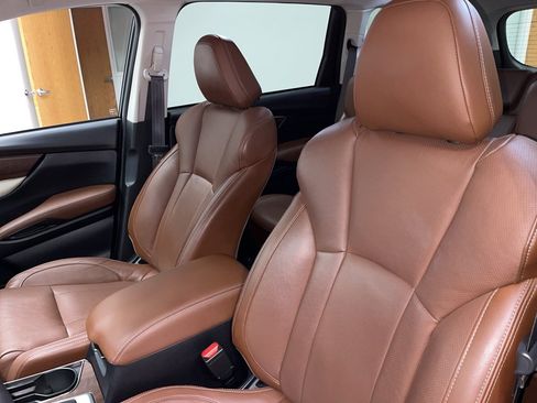 Used 2022 Subaru Ascent Touring w/ Popular Package #2A image 10
