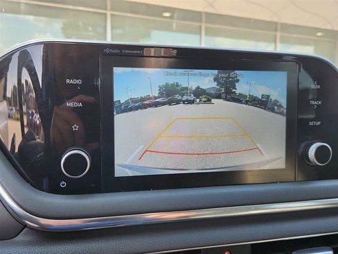 Used 2021 Hyundai Sonata SEL FWD image 18