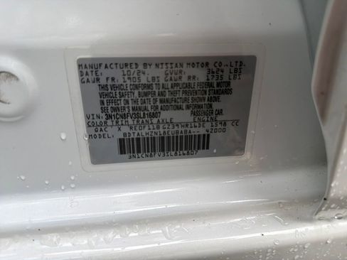 Certified 2025 Nissan Versa SR w/ Trunk Package FWD image 32
