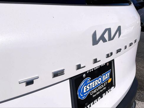 Used 2022 Kia Telluride SX image 9