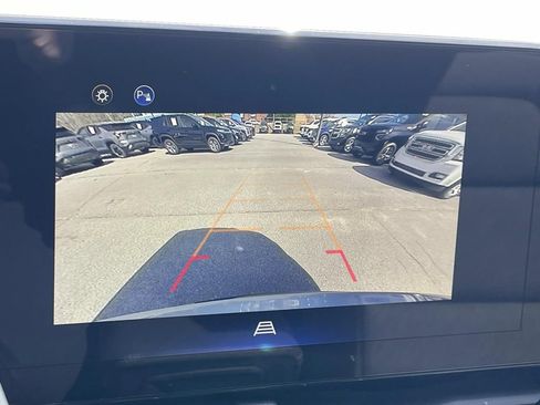 Used 2025 Chevrolet Equinox RS image 19