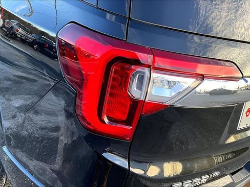 Used 2023 GMC Acadia Denali w/ Denali Ultimate Package image 32