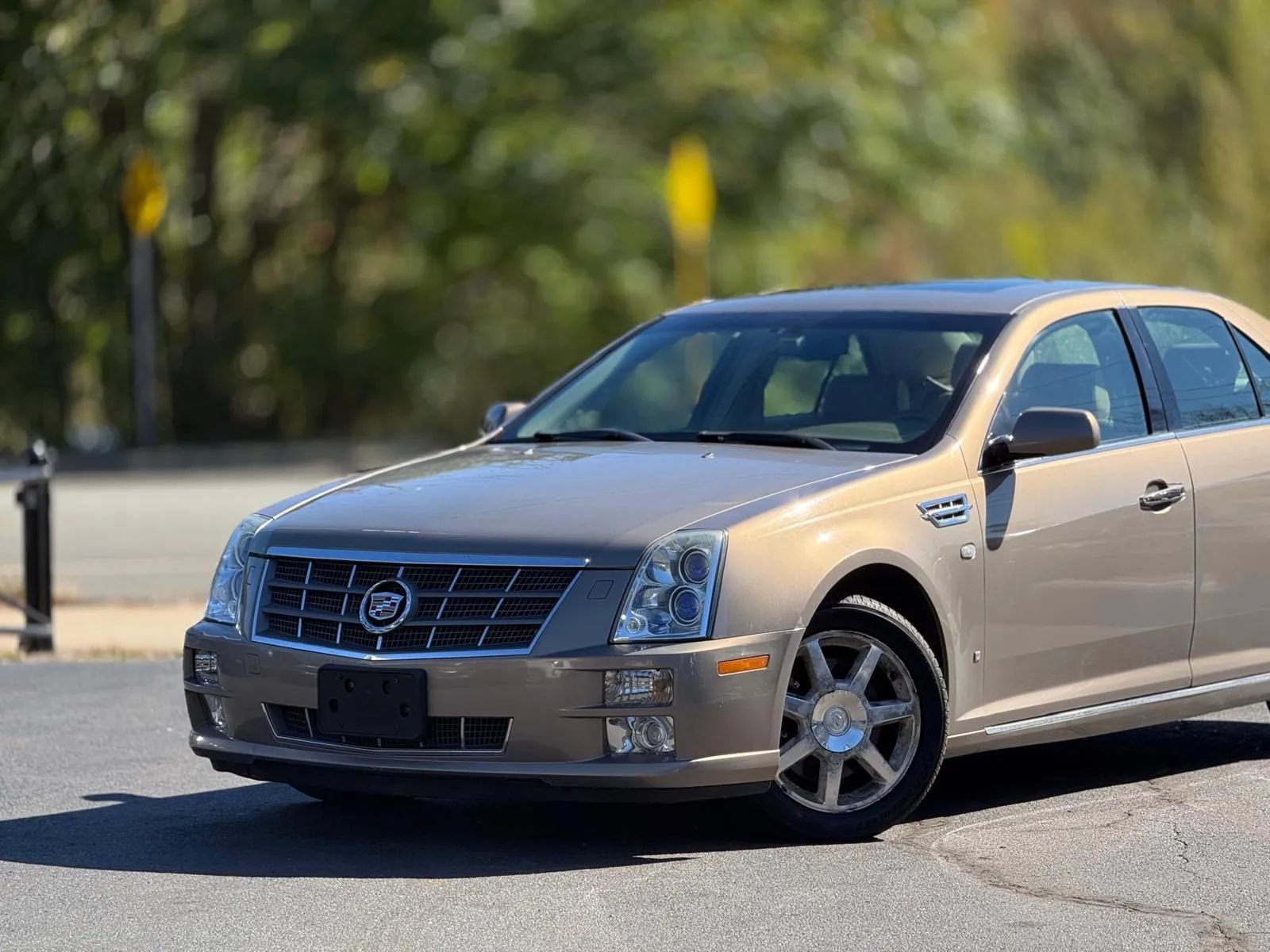 Used 2008 Cadillac STS AWD w/ Preferred Equipment Group image 2