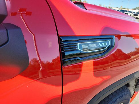 New 2026 GMC Sierra 1500 Elevation image 6