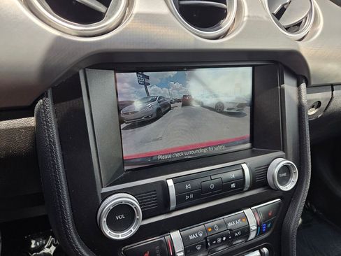 Used 2020 Ford Mustang Premium RWD image 32