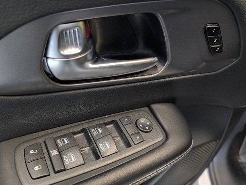 New 2026 Chrysler Pacifica Select image 14