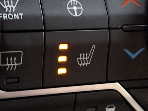 Used 2019 Jeep Wrangler Unlimited Sport S image 24