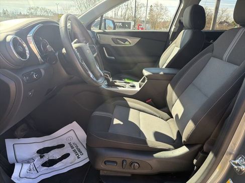 Certified 2024 Chevrolet Blazer LT w/ Convenience Package FWD image 22