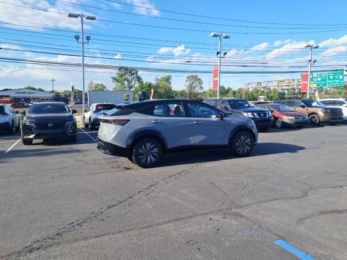 Certified 2024 Nissan Ariya AWD image 5
